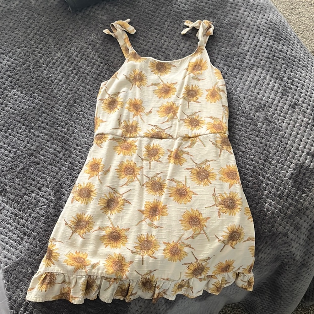 Girls brand new sunflower dress